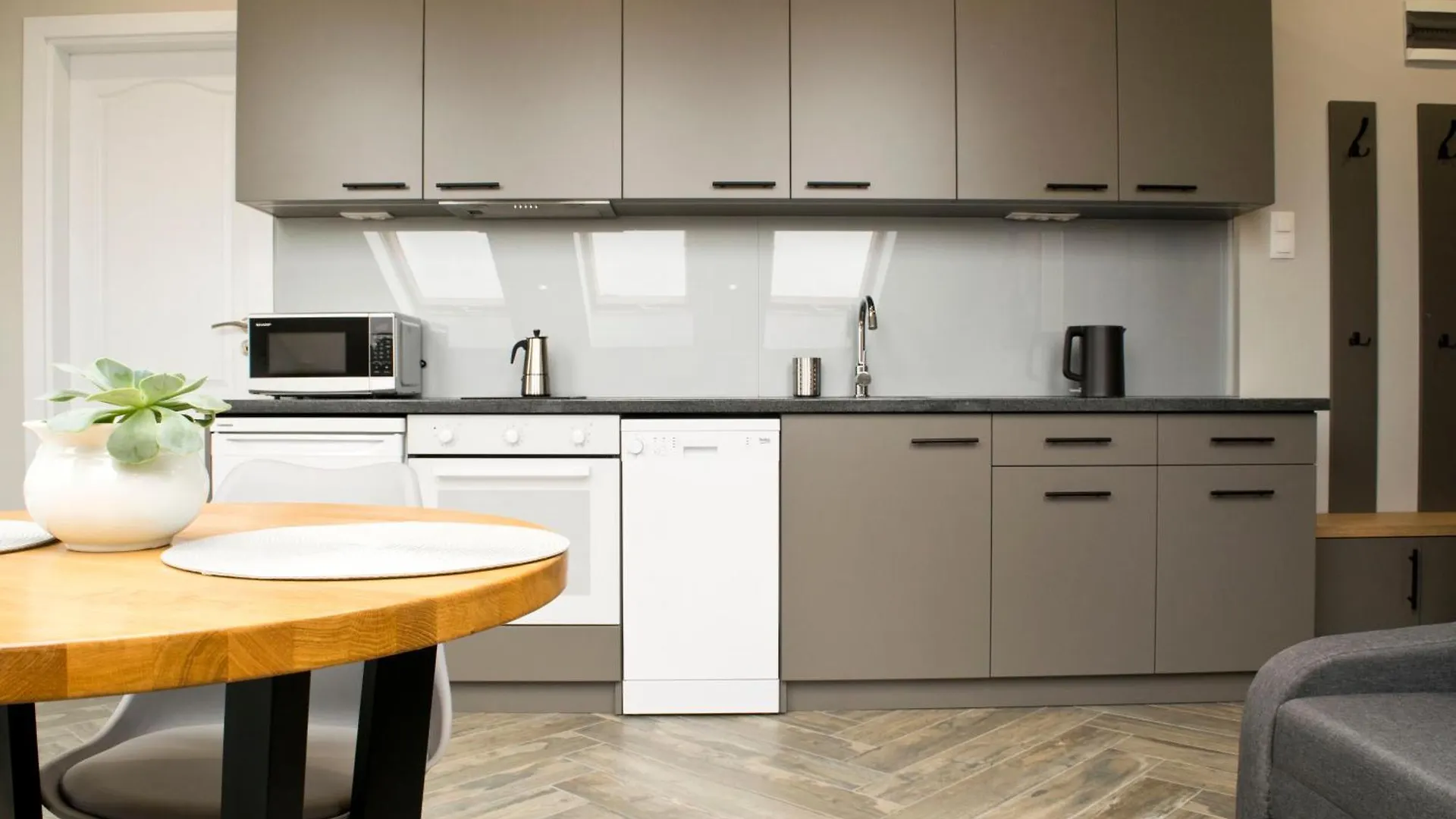 Lofty - 1 Bedroom Apartment In The Heart Of 소피아